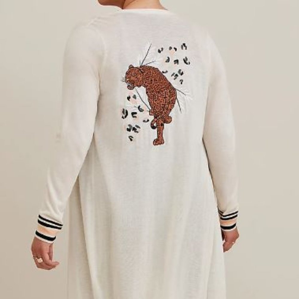 TORRID BUTTON FRONT DUSTER CARDIGAN - EMBROIDERED IVORY TORRID 6 OR 30W